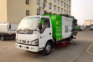 貴陽市天錦大型掃路車廠家直銷與散裝飼料車 高效清潔與智慧運輸?shù)耐昝澜Y(jié)合